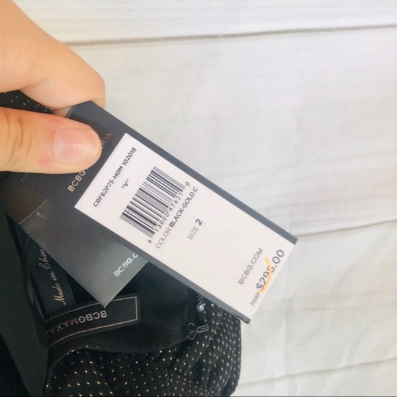 BCBGMAXAZRIA Metallic Puff Shoulder Dress - Picture 6 of 7